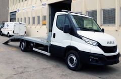 Fixed aluminium FPFA platform, with inclination and two manual ramps for IVECO